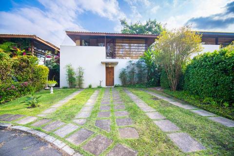 Casa à venda em Carapicuíba, Fazendinha, com 2 quartos, com 156 m²