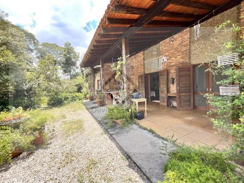 Casa à venda em Carapicuíba, Chácara Vale do Rio Cotia, com 4 quartos, com 261 m²