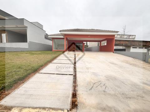 Casa à venda, com 3 suítes, com 220 m², Paysage Bella Vitta